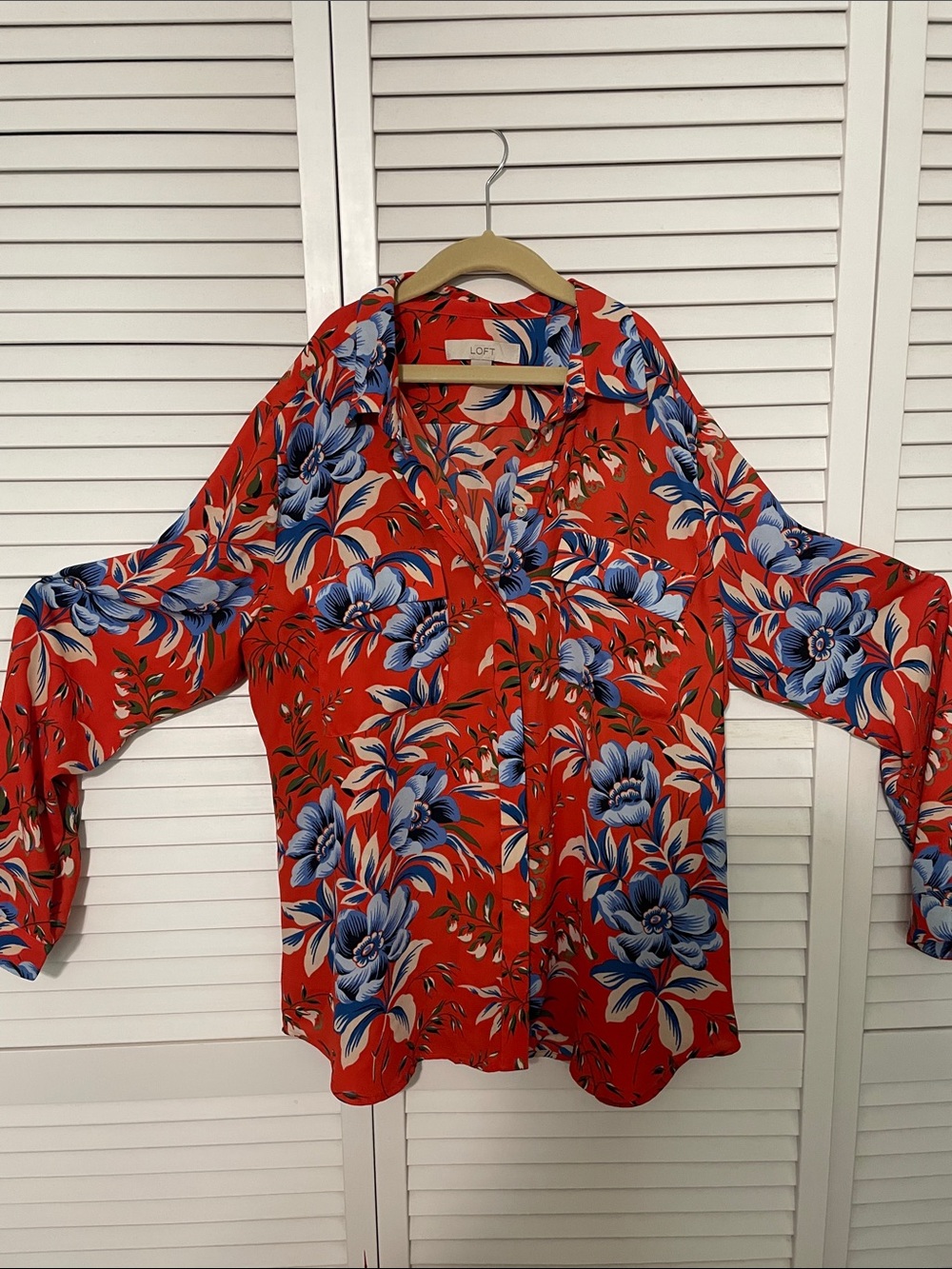 EUC L Loft Blouse